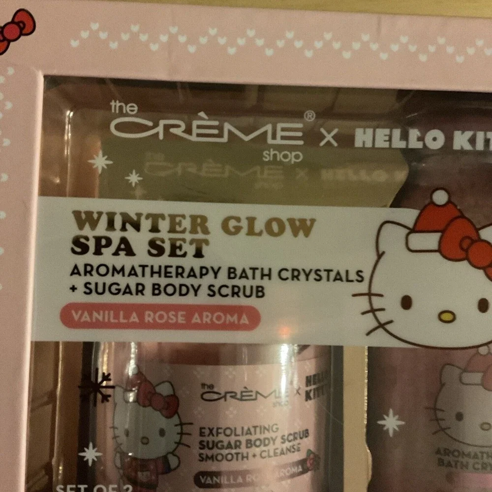 The Crème Shop, Hello Kitty, Winter Glow Spa Set, Bath Crystals & Body‎ Scrub